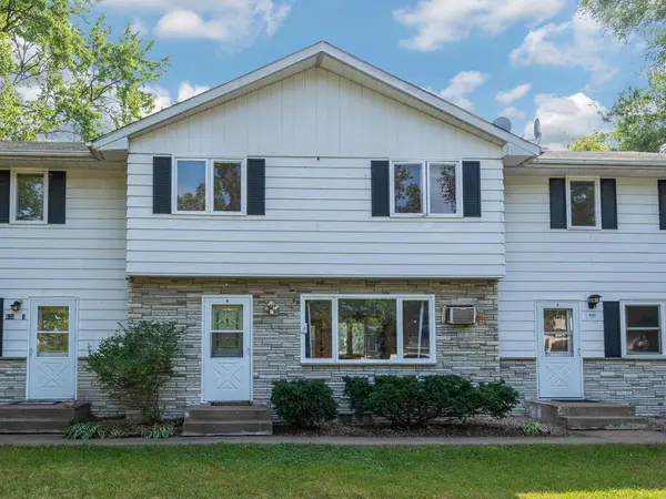 430 Ironton ST NE, Fridley, MN 55432