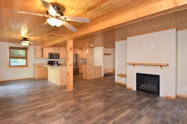 7210 107th AVE, Clear Lake Twp, MN 55319