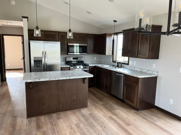 8190 Whitetail LN, Clear Lake, MN 55319