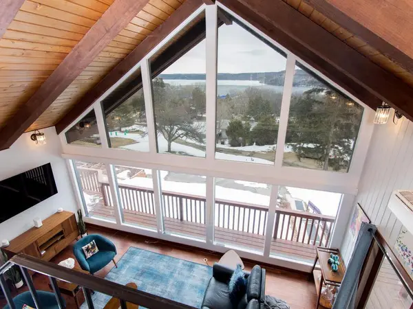 15711 Upper 34th ST S, Afton, MN 55001