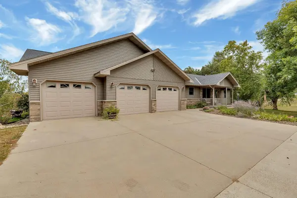 26692 Royal River RD, Farming Twp, MN 56362