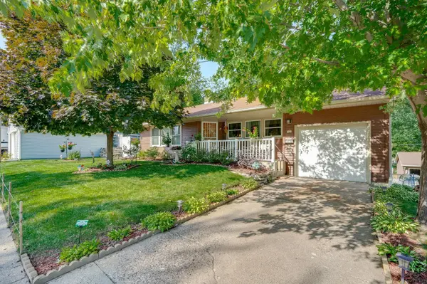 375 Butler AVE W, West Saint Paul, MN 55118