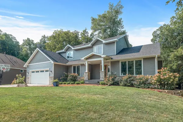 829 Amur CIR, Delano, MN 55328