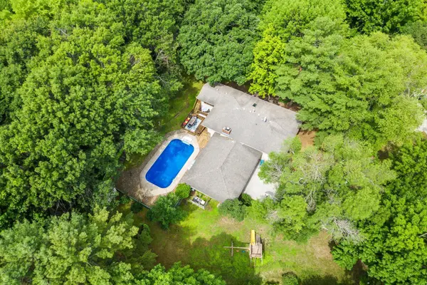 562 River Hills DR, River Falls, WI 54022