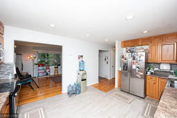 268 Pinewood DR, Apple Valley, MN 55124