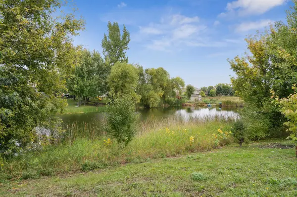 10308 52nd ST NE, Albertville, MN 55301