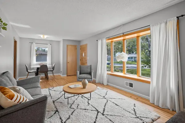 8833 Oakland AVE S, Bloomington, MN 55420