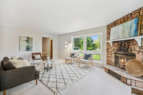 12600 S Robert TRL, Rosemount, MN 55068