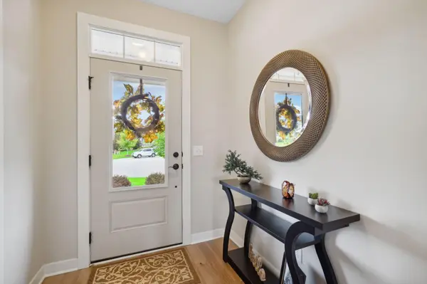 4404 Millstone CT, Chaska, MN 55318