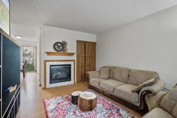 15545 Flyboat LN #65, Apple Valley, MN 55124
