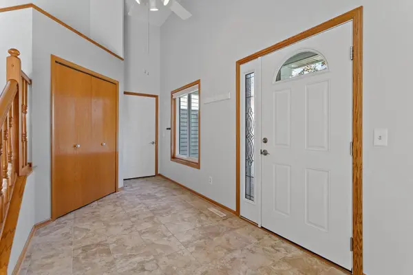 3550 Gershwin AVE N, Oakdale, MN 55128