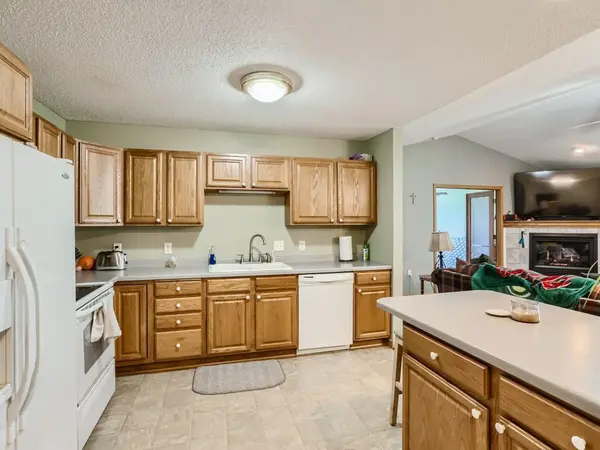 1820 Windmill DR, Baldwin Twp, WI 54002