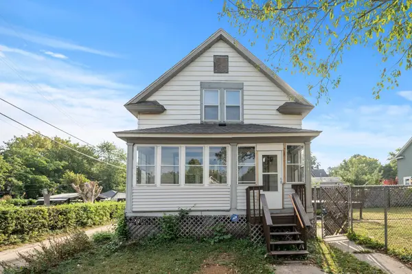 614 Farrington ST, Saint Paul, MN 55103