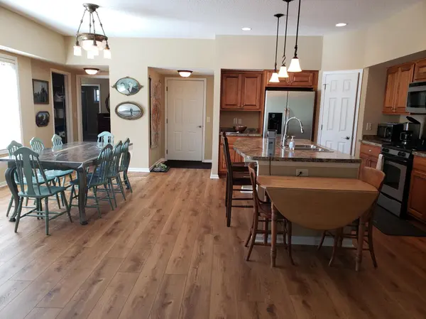1308 Naples AVE, Cologne, MN 55322