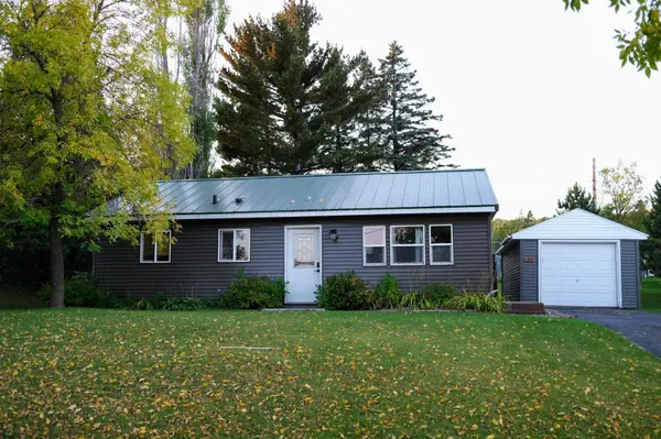86 Banks BLVD, Silver Bay, MN 55614