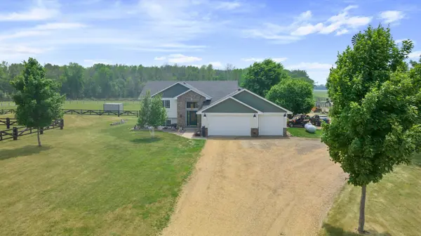 11295 W 260th ST, Belle Plaine Twp, MN 56011
