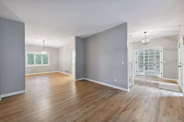 6729 Harlan DR, Eden Prairie, MN 55346