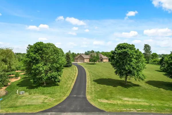 26355 Wyldewood DR, Cedar Lake Twp, MN 55088