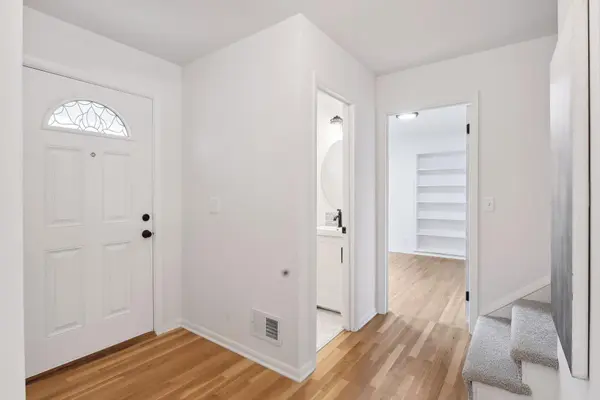 2439 Gettysburg AVE S, Saint Louis Park, MN 55426