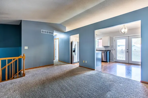 407 6th Street CT NE, Kasson, MN 55944