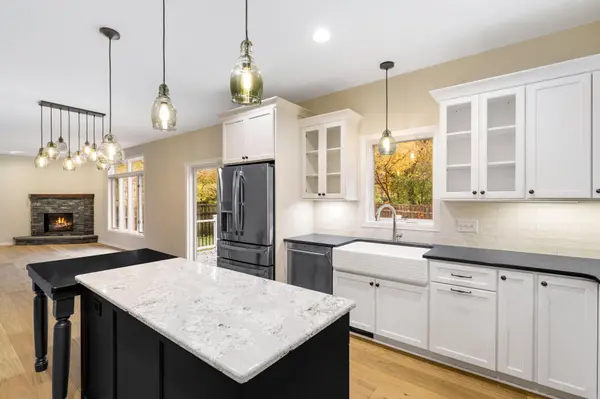 6201 Linda LN, Lino Lakes, MN 55014