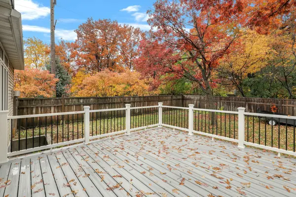 6201 Linda LN, Lino Lakes, MN 55014