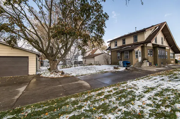 519 1st AVE NW, Byron, MN 55920