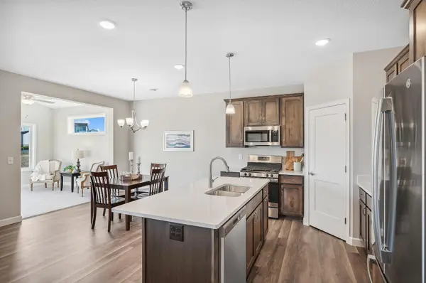 351 Emmy LN, Hanover, MN 55341