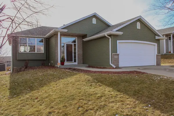 4536 5th ST NW, Rochester, MN 55901