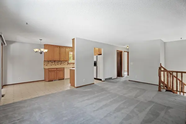 6055 157th LN NW, Ramsey, MN 55303