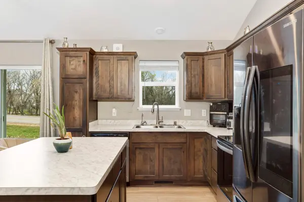 844 Bridle Creek DR, Jordan, MN 55352