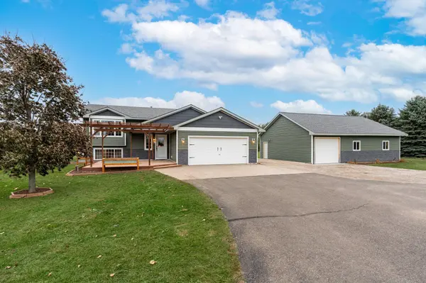 1116 148th AVE, New Richmond, WI 54017
