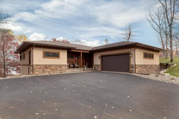 3658 Padre CT, Nisswa, MN 56468