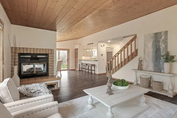 17730 Arrowhead TRL, Minnetonka, MN 55345