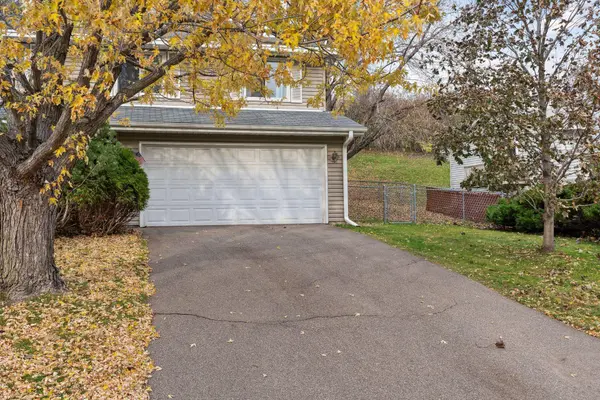 14420 40th PL N, Plymouth, MN 55446