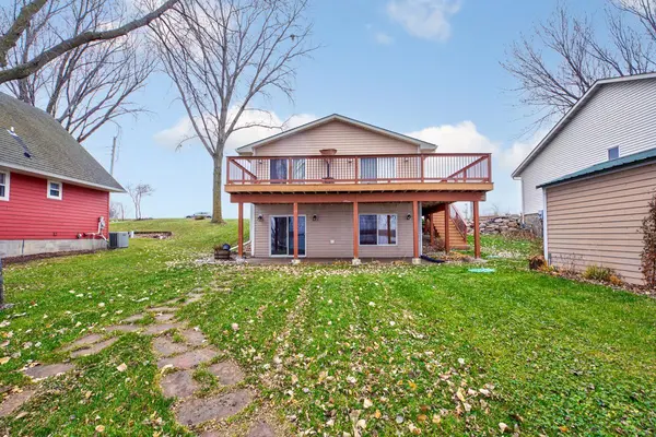 46049 Jefferson Lake DR, Cleveland Twp, MN 56017