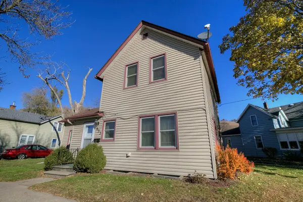 433 Bluff ST, Red Wing, MN 55066