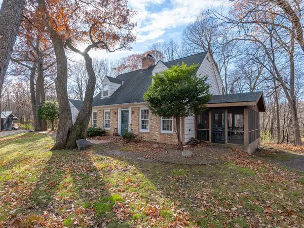 4432 Sparrow RD, Minnetonka, MN 55345