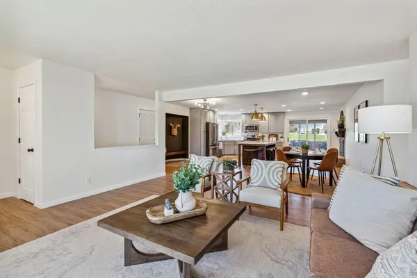 35 Hackberry HL, Orono, MN 55356
