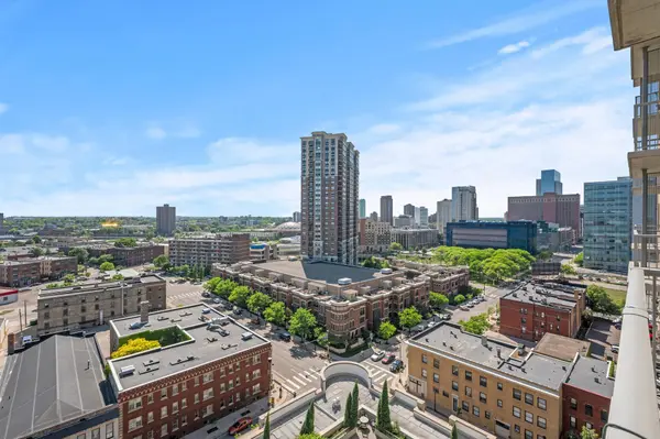 929 Portland AVE #1307, Minneapolis, MN 55404