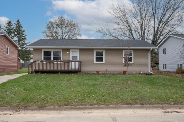 235 3rd AVE NE, Plainview, MN 55964