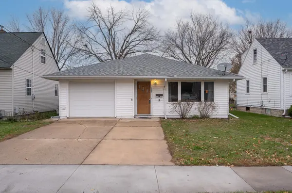 209 11th ST SE, Rochester, MN 55904