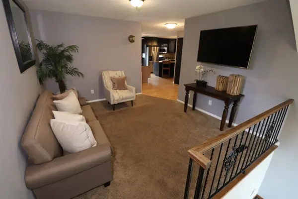 418 Mission RD W Bloomington, MN 55420
