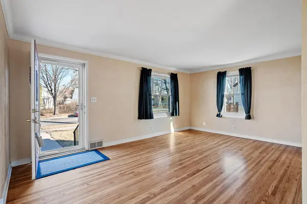 5005 Camden AVE N, Minneapolis, MN 55430