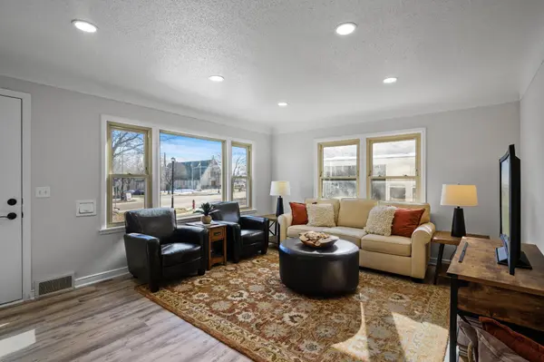4352 Minnehaha AVE, Minneapolis, MN 55406