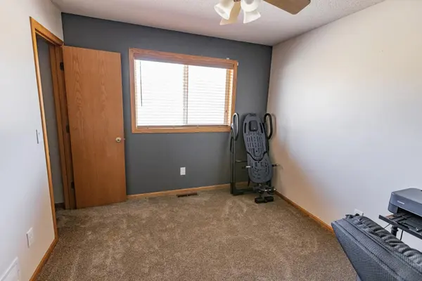 11111 187th AVE NW Elk River, MN 55330