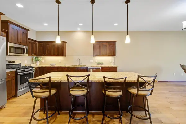2805 Hanson AVE, Faribault, MN 55021