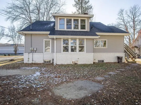 601 12th AVE W, Menomonie, WI 54751