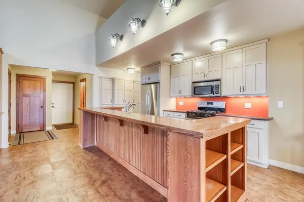 1854 Long Lake RD, Detroit Lakes, MN 56501