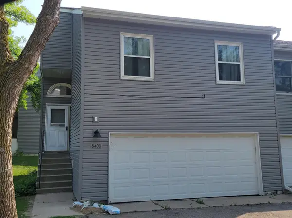 5400 Egan DR, Savage, MN 55378